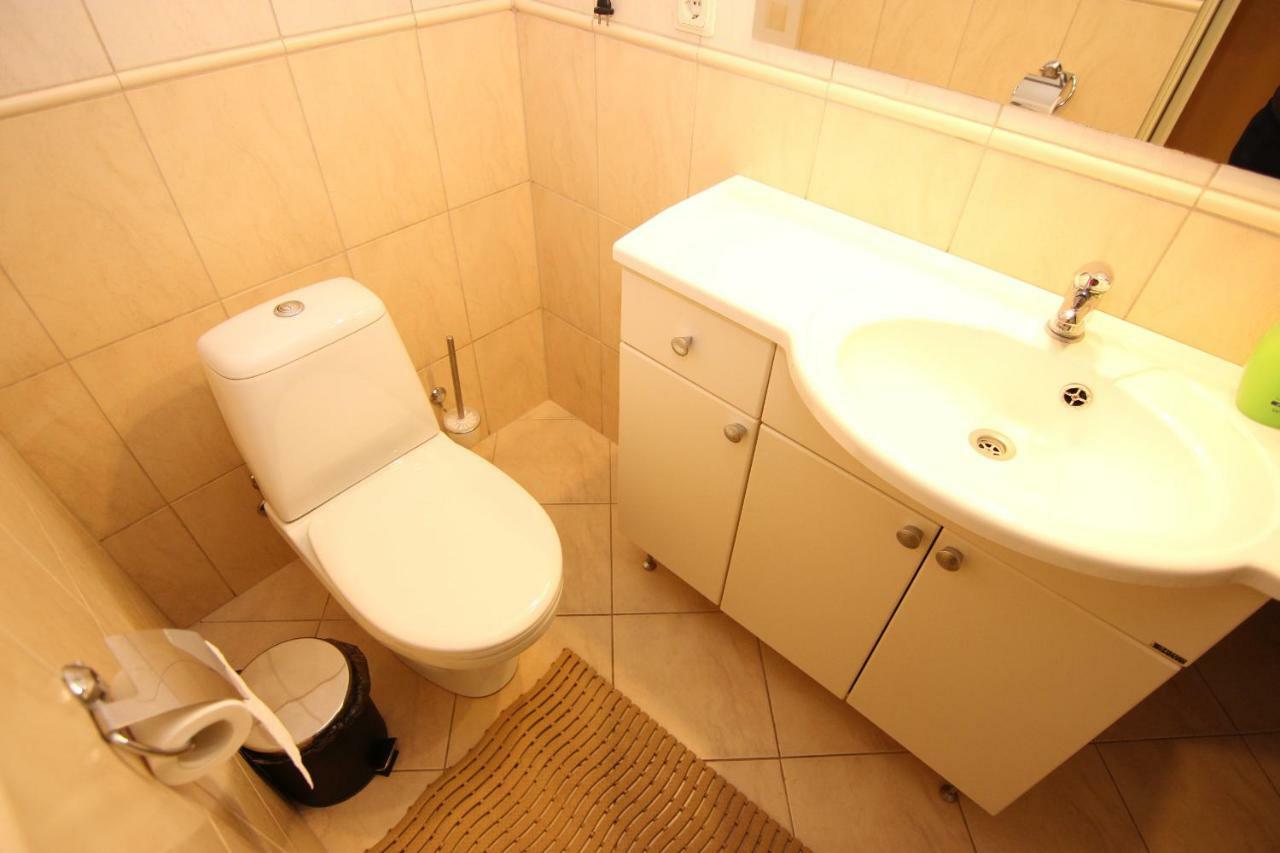Barona Apartamenti Aparthotel Liepaja Exterior photo